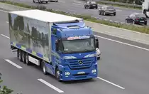 Mecedes Actros auf der A2 bei Lehrte am 14.09.2011.