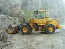 Volvo L 90 D steht auf einer Strassenbaustelle in S�dnorwegen, Juli 2011