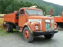 Scania Vabis steht auf einem Parkplatz in der N�he von Otta/Norwegen, Juli 2011