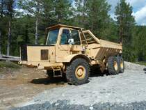 Volvo Dumper steht an einer Strassenbaustelle in S�dnorwegen, Juli 2011