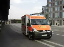 Rettungswagen am ZOB/Raschplatz Hannover, am 22.08.2011