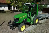John Deere 2720, Kleintraktor mit 31PS, 3-Zyl.Diesel von Yanmar, Sept.2011