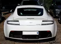 Aston Martin V12 Vantage in Hockenheim am 2.10.2011