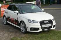 Audi A1, am Flughafen Krefeld Egelsberg (10.9.11)