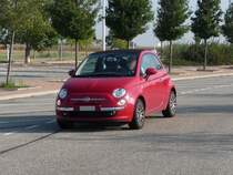Neuer Fiat 500 am Rastplatz Hoch-Knigsburg (30.9.11)