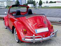 VW-Kfer1200 in Cabrioausfhrung zeigt sein (freches) Hinterteil;110923