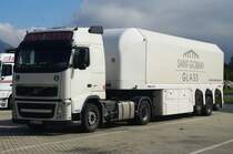 Volvo FH Reihe mit Glastransportanhnger (13.10.2011)