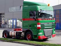 DAF XF105.460 wartet auf seine Beschriftung;110909
