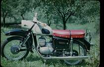 MZ ES150, 1-Zyl.2-Takt-Motor mit 143ccm und 10PS, 100Km/h, Baujahr 1967, aufgenommen Juni 1967 (Scan vom Dia)