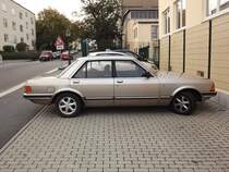 Ford Granada 2.8i Ghia am 13.10.2011 auf dem Chemnitzer Sonnenberg.