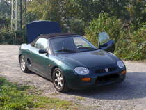 Mein  Dienstfahrzeug  ein Rover MG, Baujahr 1994. Kilometerstand: 71289 (Stand 19.10.2011). Ratingen-Lintorf. 03.10.2011.