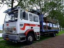 RENAULT Midliner-S170 intercooler; steht in Veere mit Gerstbauteilen beladen, zur Abfahrt bereit; 110829