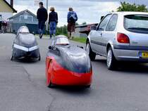 Flotte-Flitzer dsen lautlos ber die Straen von Veere;110829