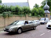 Citron-CX ist in Middelburg auf Parkplatzsuche;110829