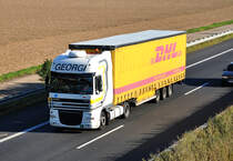 DAF XF Pritschenauflieger  GEORGIE  auf der A61 bei Miel - 30.09.2011