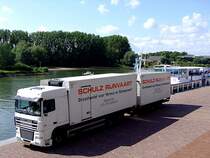 DAF XF 95.430 von Schulz-Rjnvaart beliefert in Arnhem ein Kreuzfahrtschiff;110905