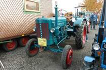Hanomag R 16 steht auf dem Freigelnde bei der Bulldog-Messe in Alsfeld, Oktober 2011