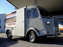 CITROEN Typ-H; war von 1947 bis 1981 im Angebot von Citron, und dient nun als fahrendes Werbeschild;110911