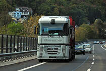 Renault Sattelzug der Fa. Boenecke in Bad-Mnstereifel - 19.10.2011
