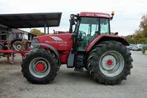 McCormick MTX140, Allradschlepper mit 6-Zyl.Perkins-Diesel-Motor, 6728ccm, 110PS, gebaut in Doncastle/England, Nov.2011 