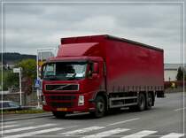 Volvo FM aufgenommen in den Straen von Wiltz am 13.10.2011.