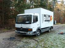 MB Atego 815 der Firma PILLE mit Energieversorungstechnik steht am Filmset fr den Mystery-Film  Lost Place  im Marbacher Wald, 11-2011