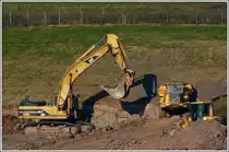 Caterpillar 345 B fotografiert in Lipperscheid am 21.11.2011.