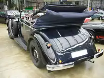 Heckansicht eines Mercedes Benz 770 Cabriolet D von 1935. Classic Remise am 27.11.2011.