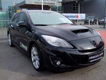 MAZDA-3 MPS, wartet mit seinen 260PS und rd.13500km bei frostigen Temparaturen von -15C vor den Toren der Rieder-Messe auf einen neuen Besitzer;120204