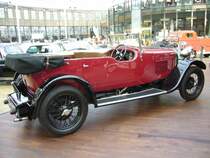 Sunbeam 3.0 Litre Open-Tourer. 1926 -1931. Whrend der fnfjhrigen Bauzeit wurden ca. 320 Fahrzeuge mit diversen Karosserien produziert. Der 6-Zylinderreihenmotor leistet aus 2.916 cm Hubraum ca. 93 PS. Classic Remise Dsseldorf am 05.02.2012. DIE KATEGORIE STIMMT NICHT GANZ!