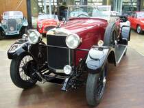 Frontansicht eines Sunbeam 3.0 Litre. 1926 - 1931. Classic Remise Dsseldorf am 05.02.2012. DIE KATEGORIE STIMMT NICHT GANZ!