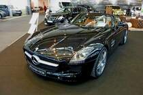 Mercedes Benz SLS AMG Roadster, 573PS aus 6208ccm, Preis 228.474 , gesehen auf der Automobil 2012 in Freiburg, Feb.2012