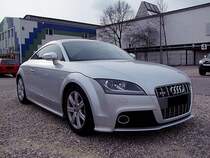 AUDI TTs wurde im Produktionszeitraum von 19982006 mit einer Leistung von 110184kW produziert; 120204