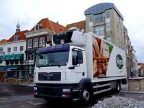 MAN mit K�hlwagenaufbau liefert in Vlissingen Waren an;110830