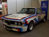 BMW 3.0 mu� anl�sslich der 14.Rieder-Automesse einem Versicherunsunternehmen als Anziehungsmagnet dienen;120204