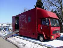 MB-814 mit Aufbau zum Transport von Sportpferden; 120222