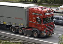 Scania R500 Kurt Kjaersgard
A7 Hamburg Stellingen, Richtung Sden
2009:06:19 16:52:00