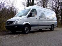 MB-Sprinter im Einsatz fr Lager-, u. Antriebstechnik; 120225
