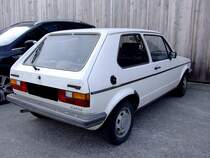 VW-GOLF-I GL, in der markanten Heckansicht; 120204