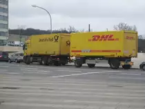 Mercedes-Benz der deutschen Post und DHL in Potsdam am 14.03.2012
