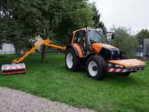 LINDNER-Geotrac94 pr�sentiert sich mit NOREMAT-B�schungsm�her; 110908