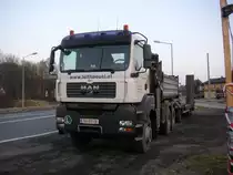 MAN TGA 33.440 6x6 verbringt den Feierabend in Spielfeld.20.3.2012