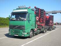 Dieser VOLVO steht am 22.05.2008 im Fhrhafen Sassnitz-Mukran.