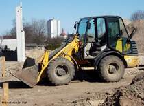 Kramer Allrad 418, Baustelle fr das neue ''Kaufland '' in der Erich-Schlesinger Strae, Rostock, 22.3.2012