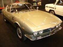 Alfa Romeo Giulia SS von 1965. Hier handelt es sich um einen Prototyp fr ein Alfa Romeo Giulia Coupe. Der 4-Zylinderreihnmotor leistet 112 PS aus 1.570 cm Hubraum. Die Ventile werden ber eine Doppelnockenwelle gesteuert. Techno Classica am 25.03.2012.