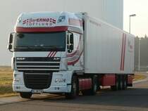 DAF XF 105.460 mit Khlauflieger von Brge Ern am Morgen des 16.03.2012 in Hilpoltstein 