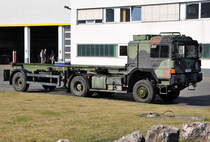 MAN Sattelzug der Bundeswehr fr Container in Euskirchen - 16.03.2012