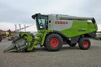 Claas Lexion 620 mit Maismhwerk, Mrz 2012