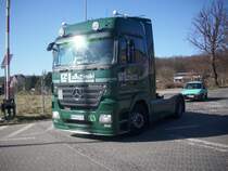 Mercedes-Benz Sattelzugmaschine in Sassnitz am 05.04.2012
