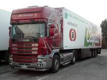 Scania 164L 580 mit Khlauflieger von  Capito  aus Italien auf einem Parkplatz bei Ulm, 18.03.2012